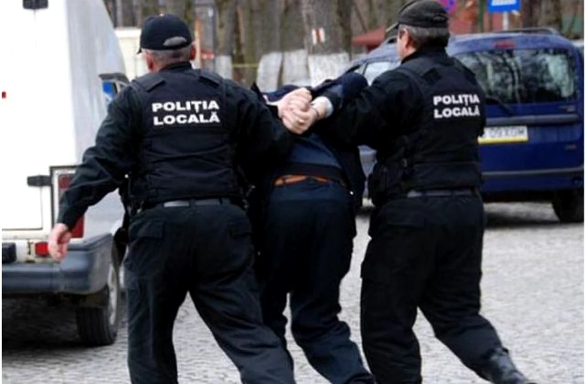 Poliţiştii locali au avur grijă ca minorii să ajungă în siguranţă la spital