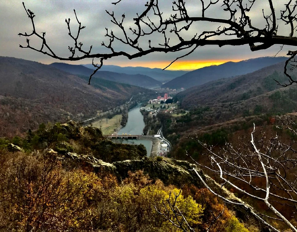 Stațiunile Călimănești și Căciulata, printre preferatele oltenilor FOTO: Centrul de Promovare VL