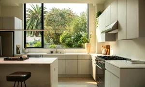 Bucătăria care lucrează pentru tine cum transformi haosul zilnic într un spațiu eficient și coerent jpg