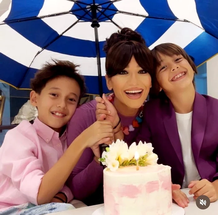 Claudia Pătrășcanu și-a sărbătorit ziua de naștere alături de cei 2 copii / Foto: Instagram