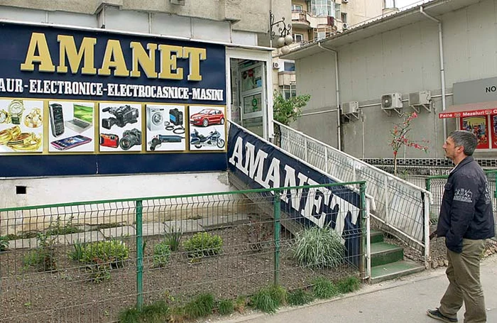 Ziua bate vântul la amanet