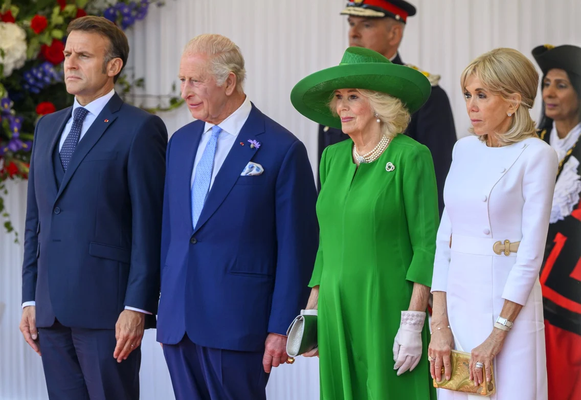 Regele Charles, Emmanuel Macron, Brigitte Macron și Regina Camilla 