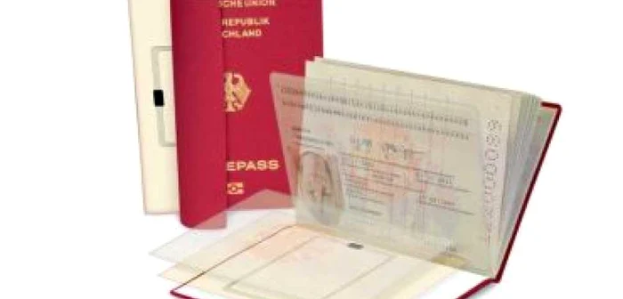 Argeş: Paşapoartele biometrice se vor elibera de marţi