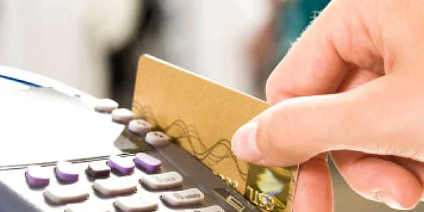 Numărul de terminale POS, în scădere