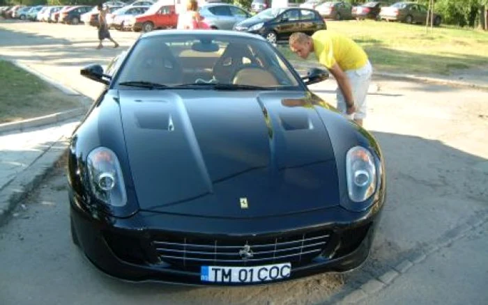 Automobilul Ferrari al lui Adrian Cocoană, înainte de accidentul din august 2008