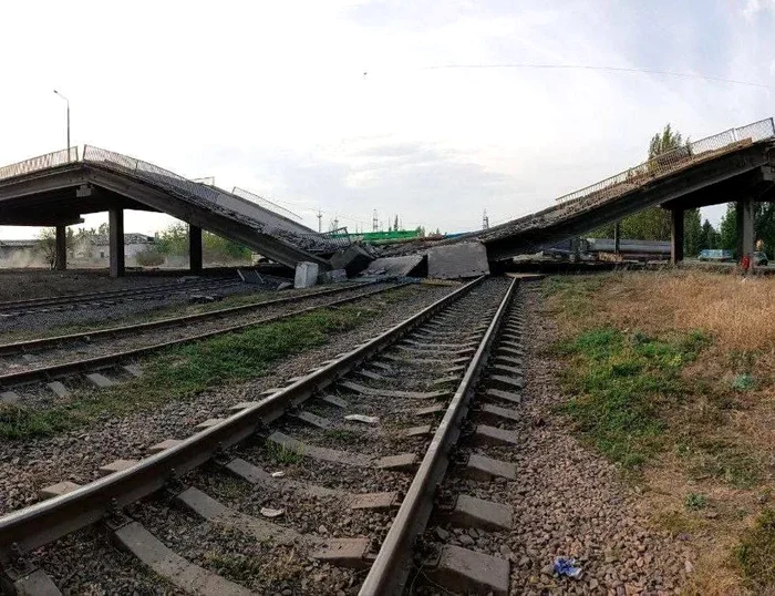 Podul Dmitrovski din Pokrovsk, regiunea Donețk. FOTO:X