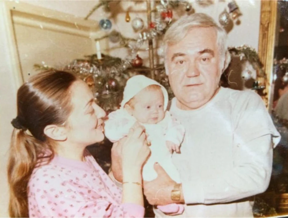 Adriana Șchiopu, Dem Rădulescu și fiica lor. FOTO Arhivă
