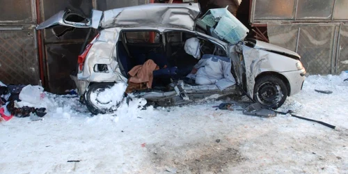 accident masina tir