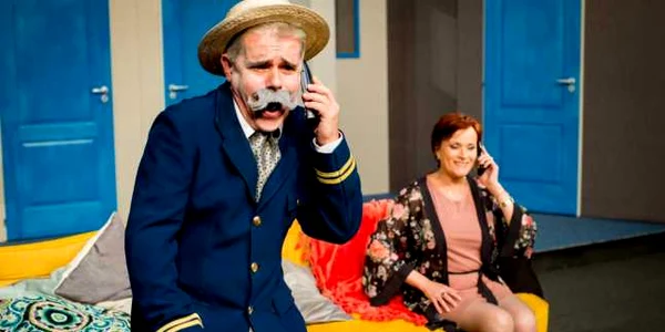 Spectacolul este o comedie spumoasă. FOTOTeatrul Sică Alexandrescu
