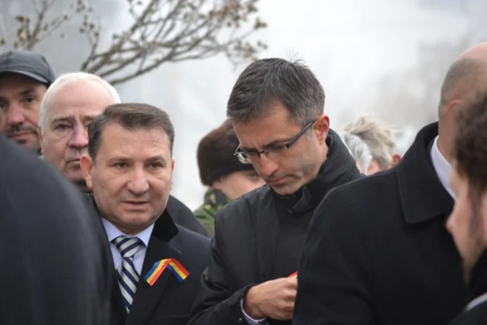 Romeo Stavarache şi Dragoş Benea se înţeleg în administraţie şi politică FOTO Mircea Merticariu