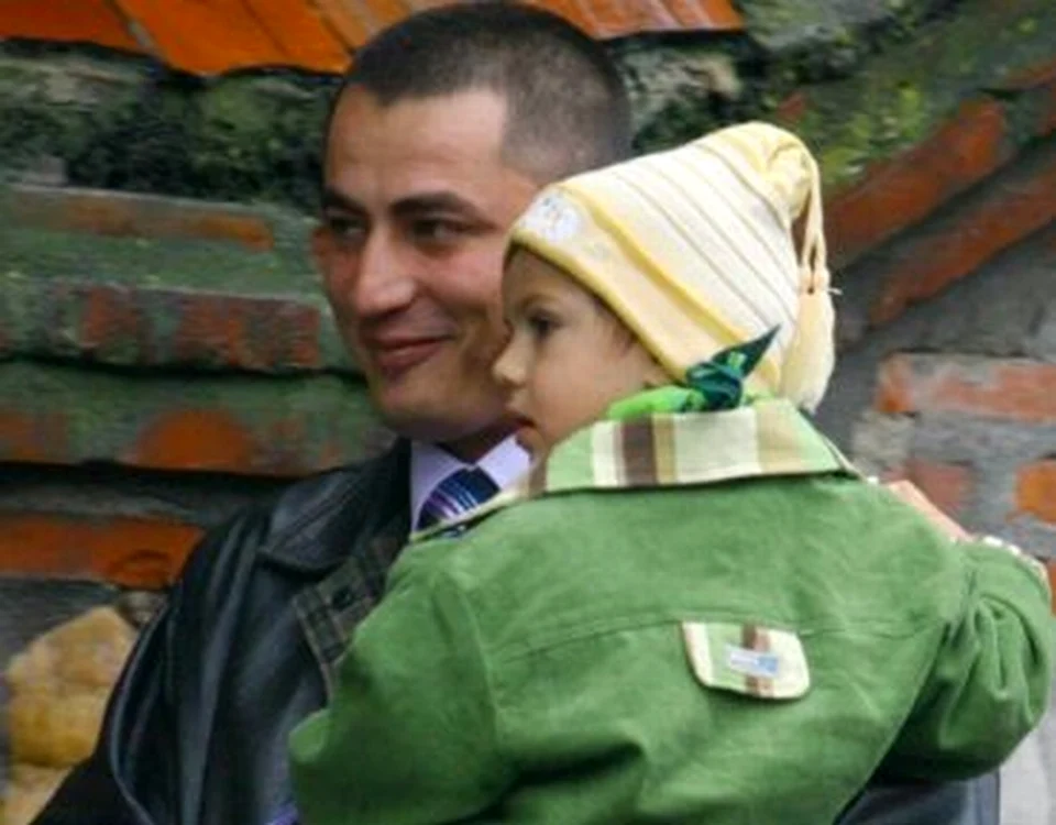 
    Lupta pentru Patrik Cioacă, în braţele tatălui său, este departe de a se termina  