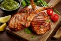 Cotlet de vitel cu sos verde  Sursa foto shutterstock 671734936 jpg