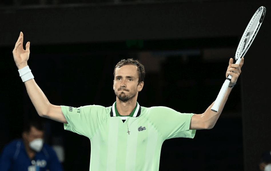 Daniil Medvedev a câştigat turneul de la Rotterdam. Rusul revine în Top 10 ATP