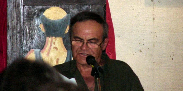 Artistul plastic Hugo Mărăcineanu este coordonatorul Cenaclului Coloana H