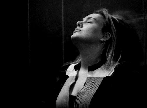 Adele fara machiaj 9 jpeg