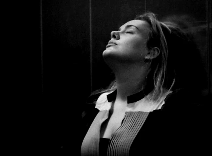 Adele fara machiaj 9 jpeg