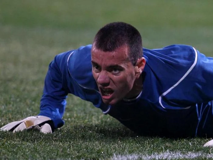 Corneal Cernea nu va putea juca cu Universitatea Craiova