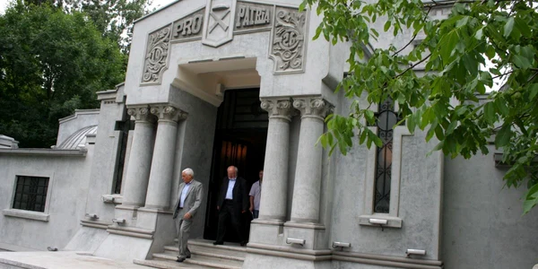 Decebal Bacinschi a inaugurat Mausoleul Sud