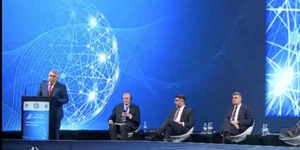 Lucian Bode la Forumul de Securitate FOTO captură