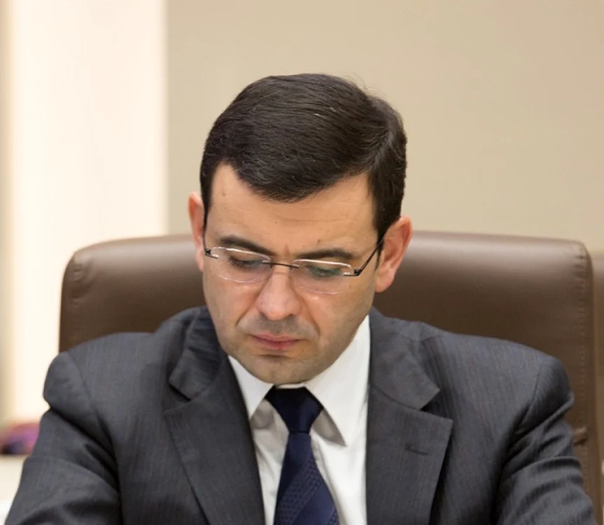 FOTO parlament.md