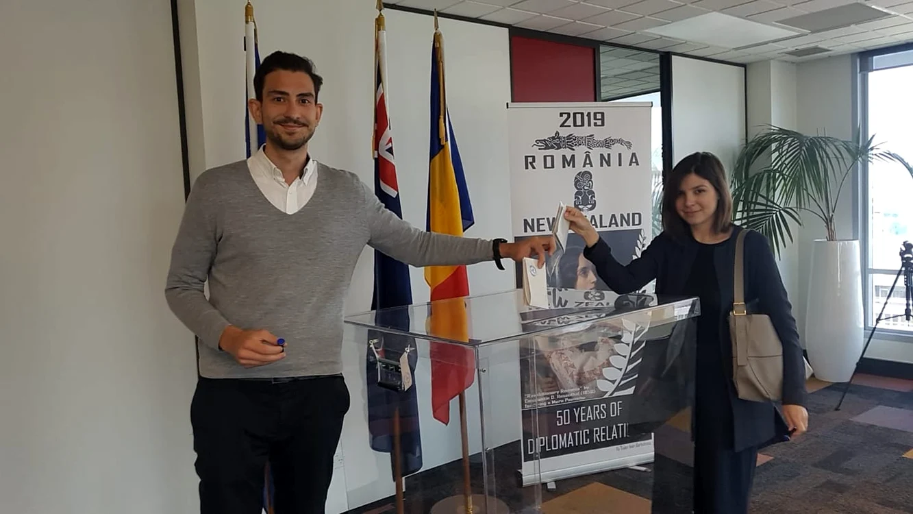 În Noua Zeelandă s-a încheiat votarea. Românii din aceasă țară au fost primii care au putut merge la vot