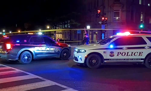 Alertă de securitate la Washington. Focuri de armă raportate lângă Casa Albă 5 apr 2026 FOTO: X/@alanhenney