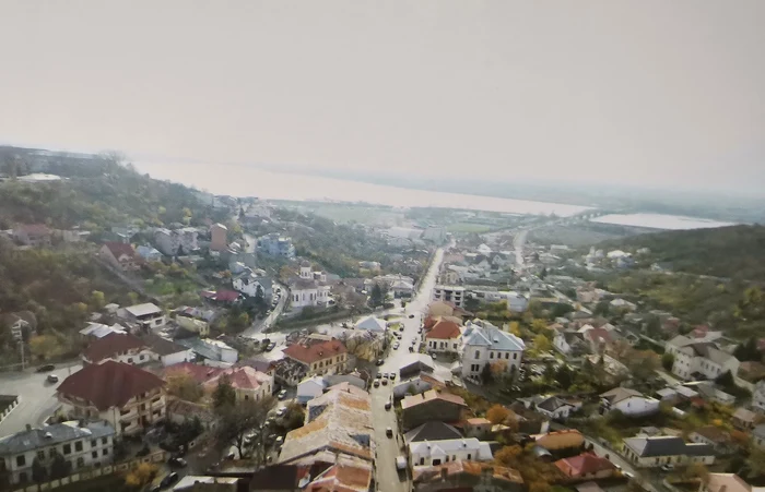 Slatina, orașul-amfiteatru FOTOGRAFIE redată în volumul „Străzile Slatinei - Istorie sentimentală”