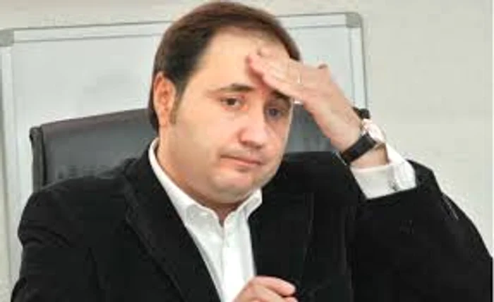 
    Cristian Rizea este acuzat de trafic de influență, spălare de bani și luare de mită   