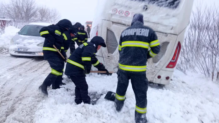 Mașini blocate în județul Constanța FOTO: ISU 