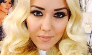 Ana Maria este make up artist și se ocupă de look ul impecabil al surorii ei, Daniela Crudu jpeg