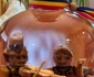 Sticla cu horină de Maramureș are și două păpuși