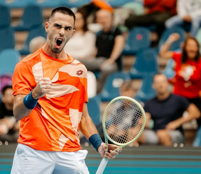 Cezar Crețu a învins în primul meci FOTO: Facebook/FRTenis