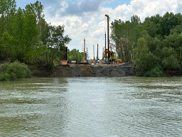 Lucrări la Drumul Expres Brăila - Galaţi în mai, Foto: Facebook CNAIR
