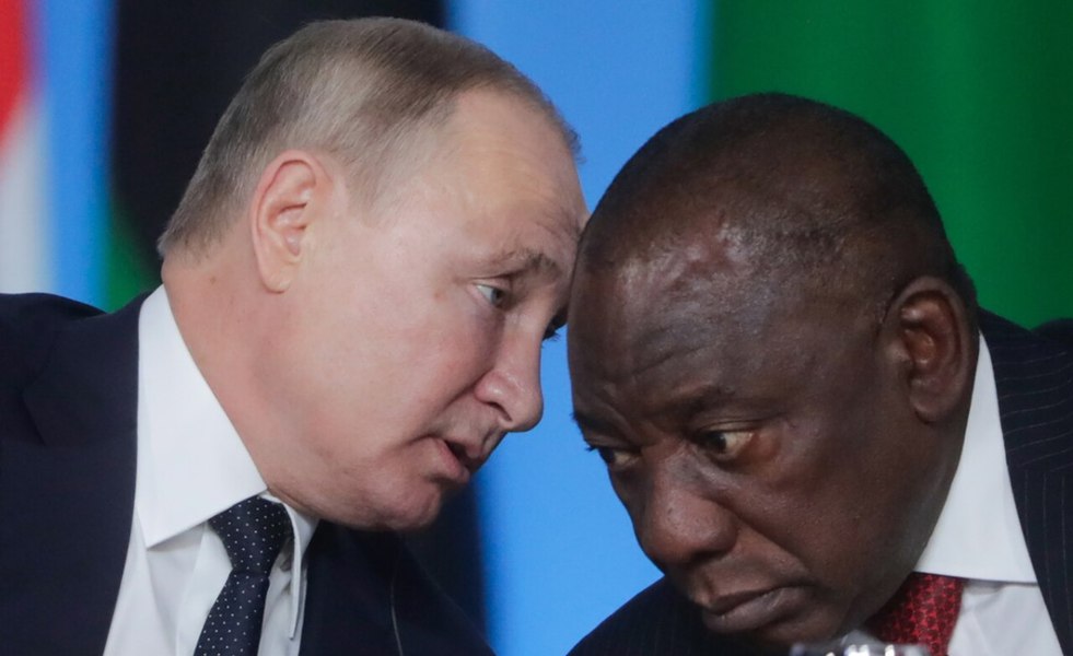  Africa de Sud a furnizat arme și muniție Rusiei, acuză ambasadorul SUA la Pretoria