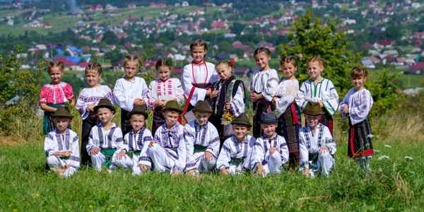 Români din Ucraina FOTO BucPress