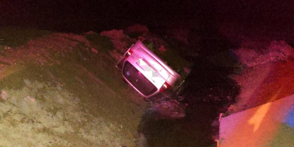 slobozia masina s-a rasturnat in canalul de irigatii foto ipj ialomita