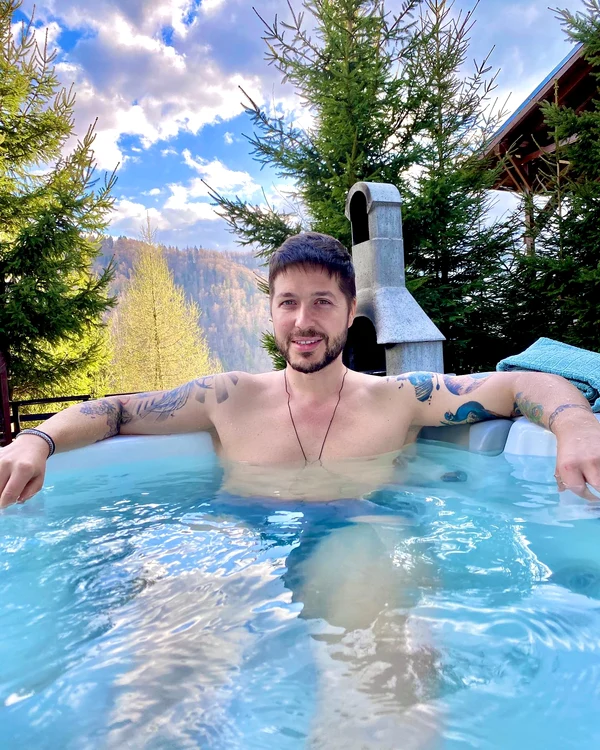 Perioada stării de urgență n-a fost chiar rea pentru Jorge, izolat în vila de la munte