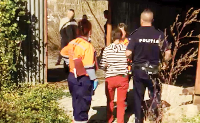 Medicii i-au făcut primele investigaţii, dar ea avea traumatisme minore