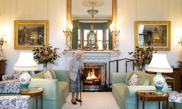 Regina Elisabeta a II a a parut fragila la intalnirea cu Liz Truss de la Castelul Balmoral (1) jpg