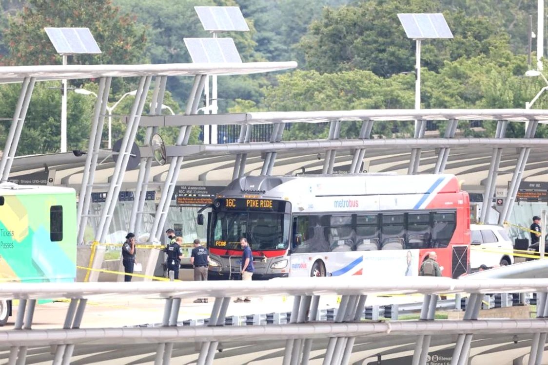 Atacul a avut loc în staţia de autobuz din apropierea Pentagonului FOTO EPA-EFE