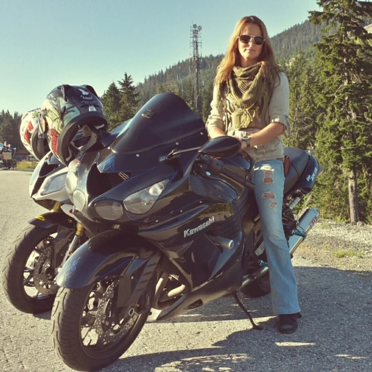 Fostul model a făcut un accident grav cu motocicleta, în 2014
