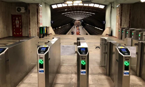 Turnicheți Metrou FOTO Facebook Metrorex