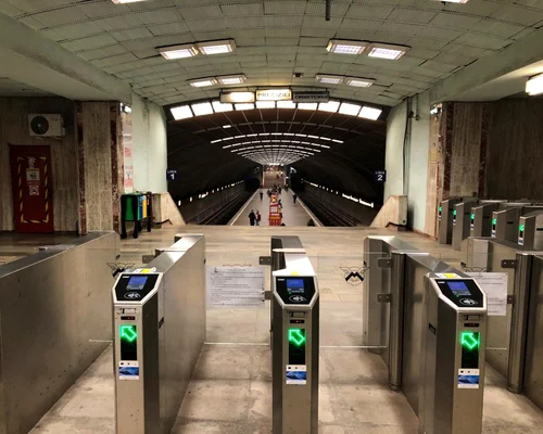 Turnicheți Metrou FOTO Facebook Metrorex