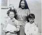 Maria Dragomiroiu alături de cei doi copii ai săi. FOTO: arhiva personală
