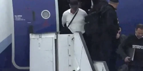 Plahotniuc aeroport Chisinau FOTO Protv md jpeg
