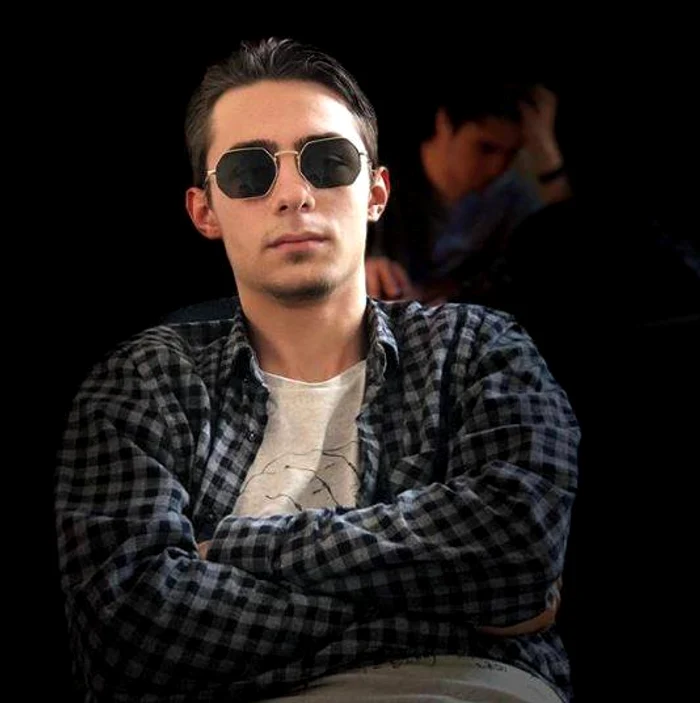 Cosmin Adrian Gheorghe joacă rolul unui șmecheraș de cartier în ”Profu'”