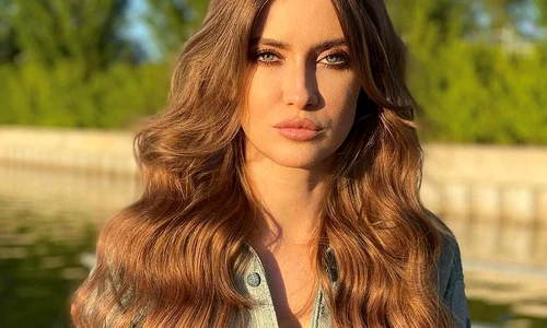 iulia albu jpeg