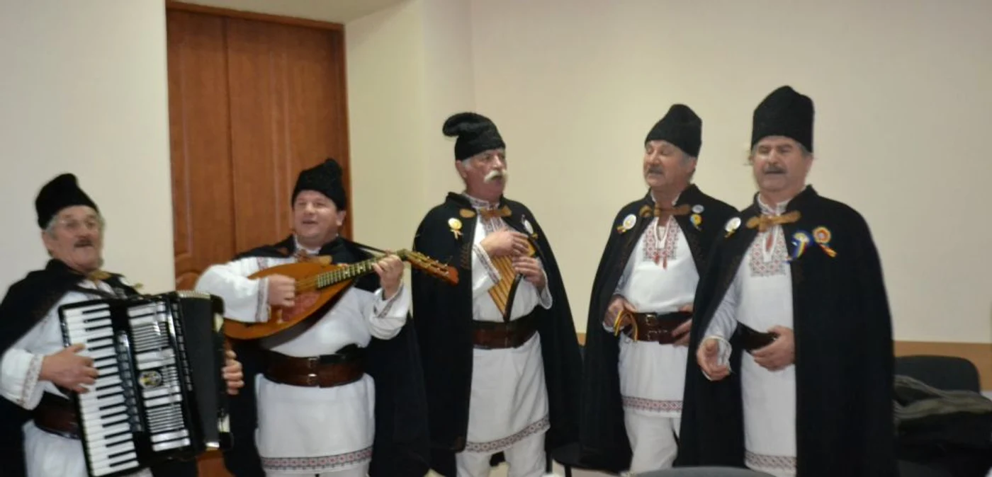 Trupa Haiducii din raionul Ialoveni va concerta la Bacău, la Festivalul Basarabia FOTO Mircea Merticariu