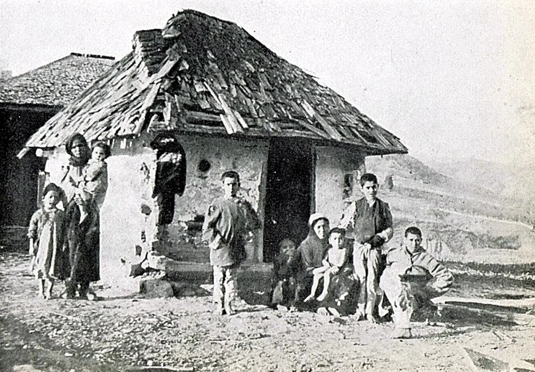 Romii trăiau în sărăcie FOTO Adevărul