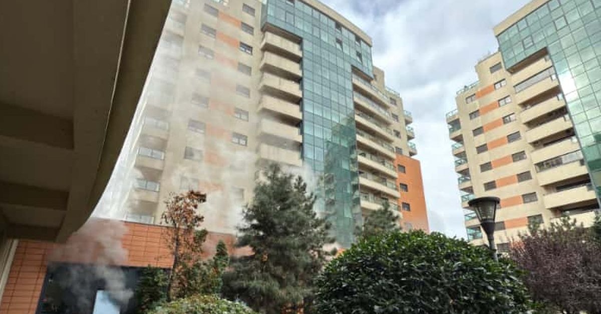 Incendiu în Grozăvești: Ro-ALERT emis, clădiri afectate